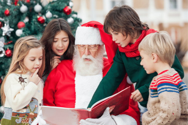 How to throw a Christmas party for kids