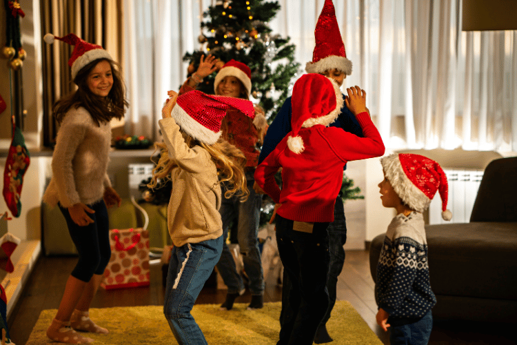 Christmas kids party songs everyone can dance to