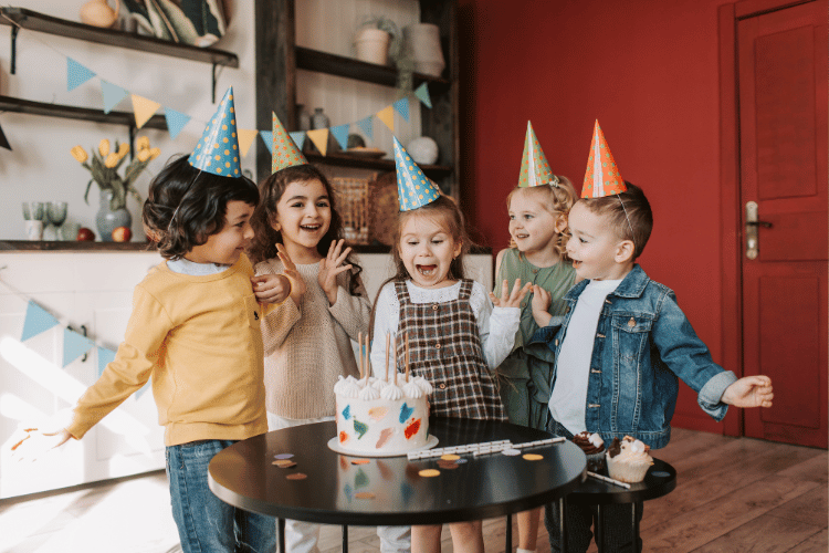 How to host kids party activities