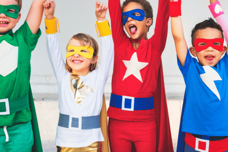 Themed kids party supplies in the UK