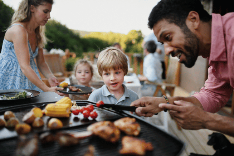How to host a summer garden party for kids